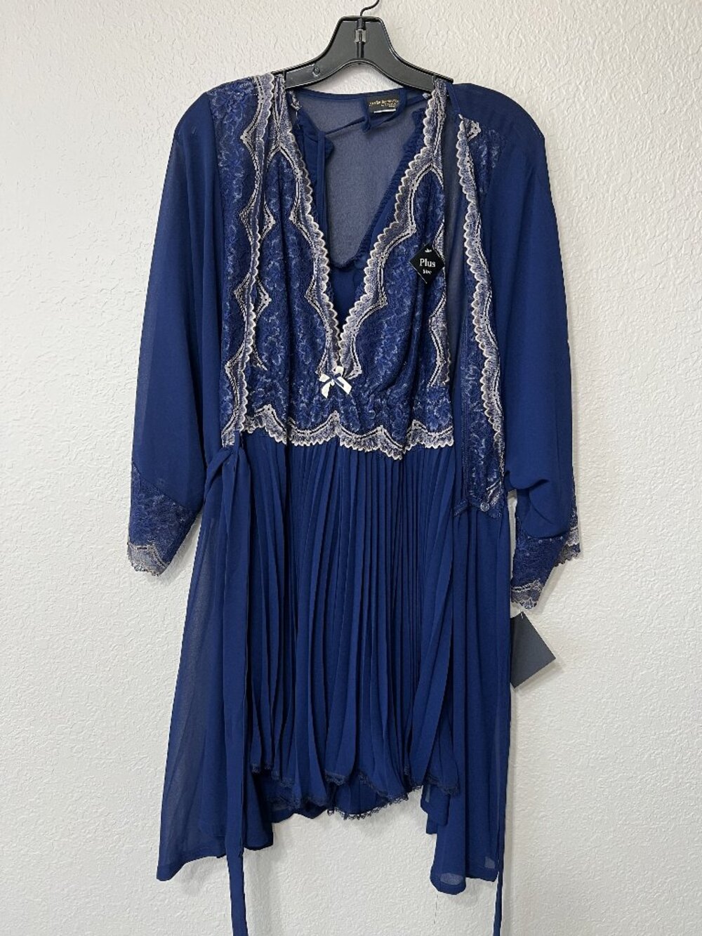 Cinema Etoile Seductive Wear Navy Blue Lace Slip & Robe 3 Piece Set Size 2X